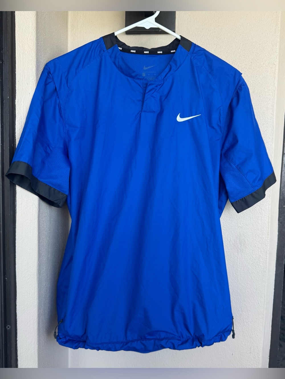 Nike Softball Lightweight Short Sleeve Pullover Wind Jacket Royal Blue Medium